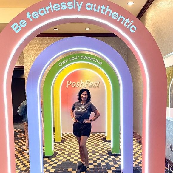 Meet your Posher, Trish. - Picture 8 of 14